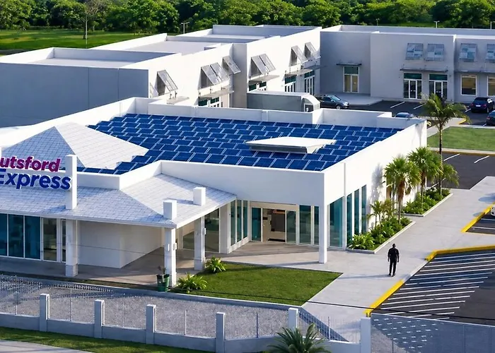 Seaglass Villa Runaway Bay